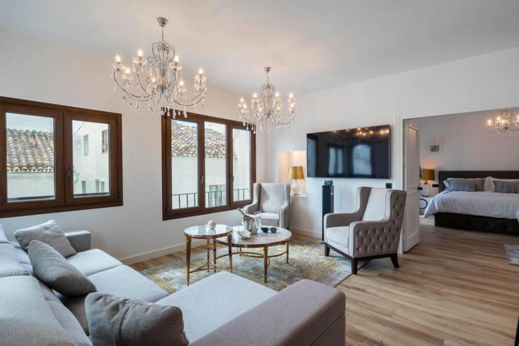 Puerto Banus Second Line, Luxury Apartement 马尔韦利亚 外观 照片