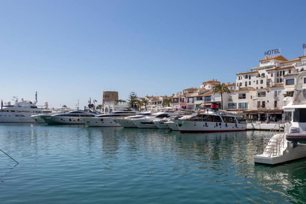 Puerto Banus Second Line, Luxury Apartement 马尔韦利亚 外观 照片